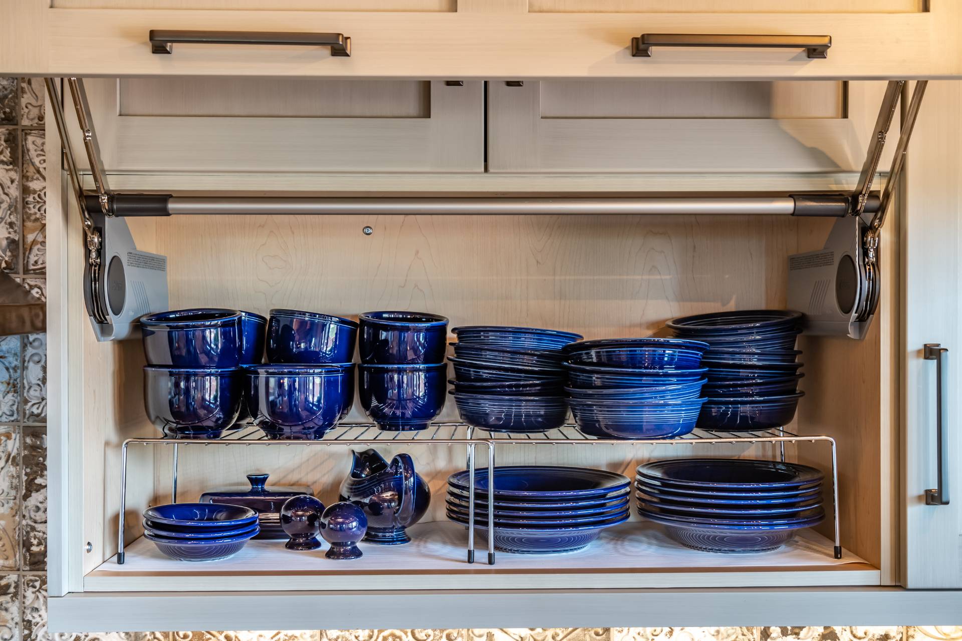 winegar-cabinet-storage-01 Winegar
